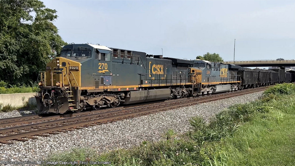 CSX 270 leads B157.